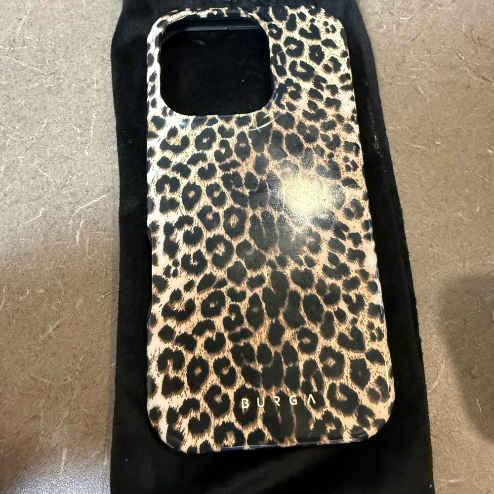 Burga Leopard Pattern Phone Case - Black and Tan